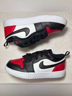Nike Air Jordan 1 Low.  Kids Black White & Red Low-Top Sneakers. Size 2.5